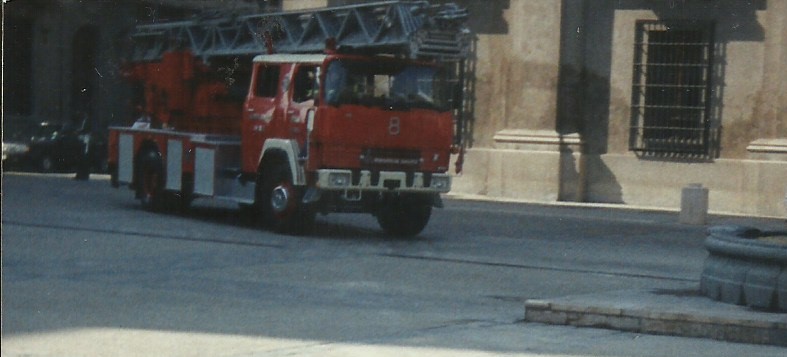 Ex M-8 CBS en 1990 actual M-4 Maipù